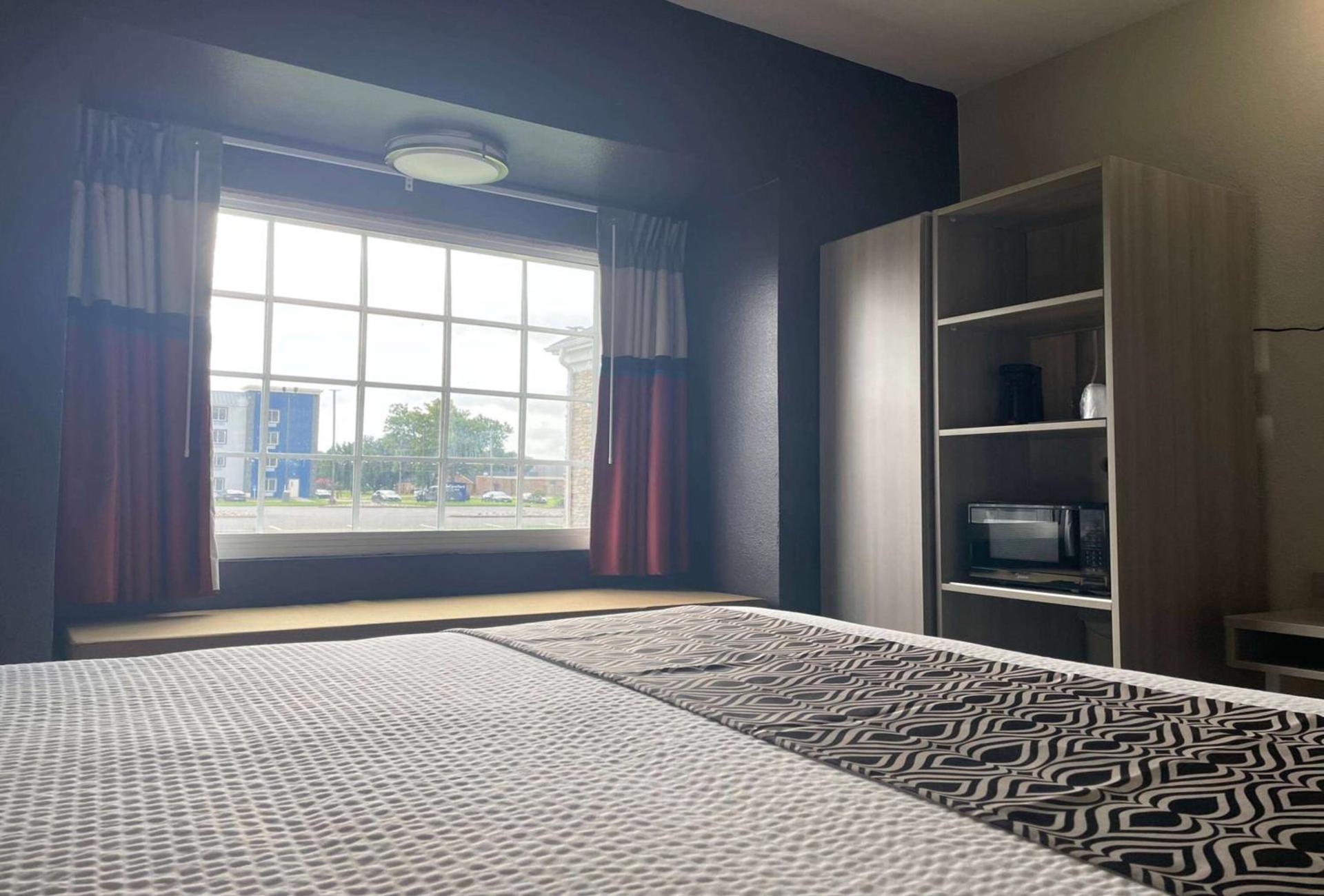 Microtel Inn & Suites by Wyndham Bossier City photo 19