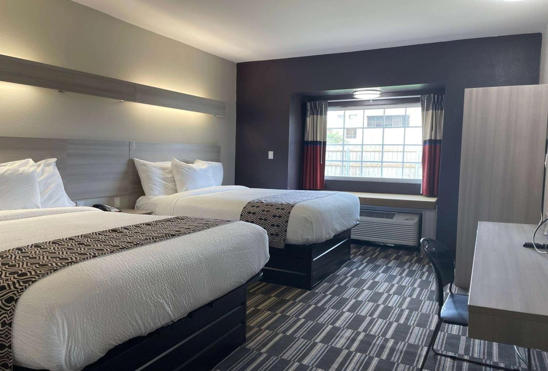 Microtel Inn & Suites by Wyndham Bossier City photo 25