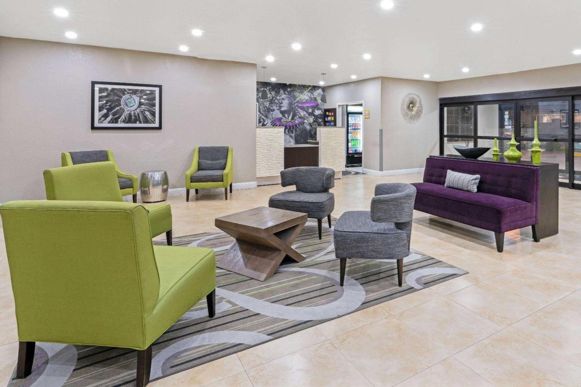 La Quinta by Wyndham Ada photo 6