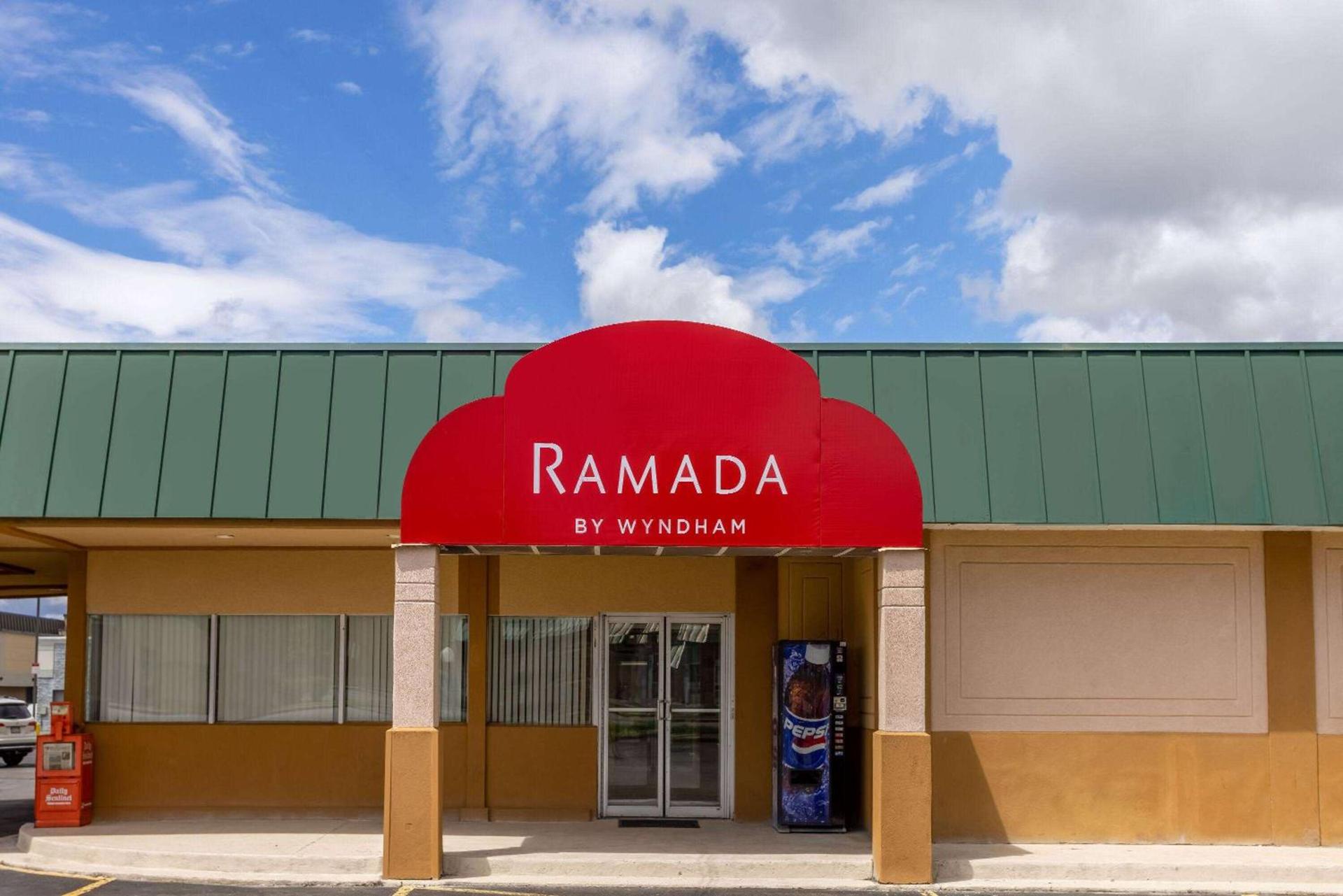 Ramada by Wyndham Rome - Verona photo 2