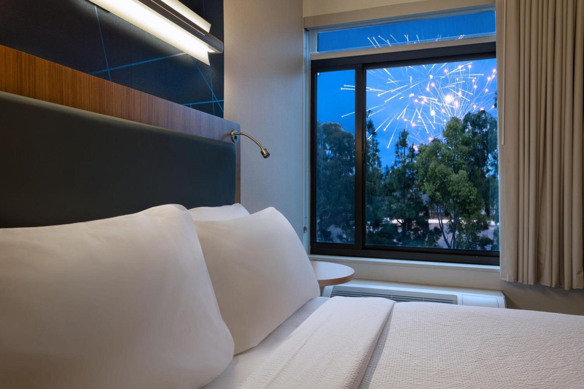 Springhill Suites by Marriott Anaheim Maingate photo 8