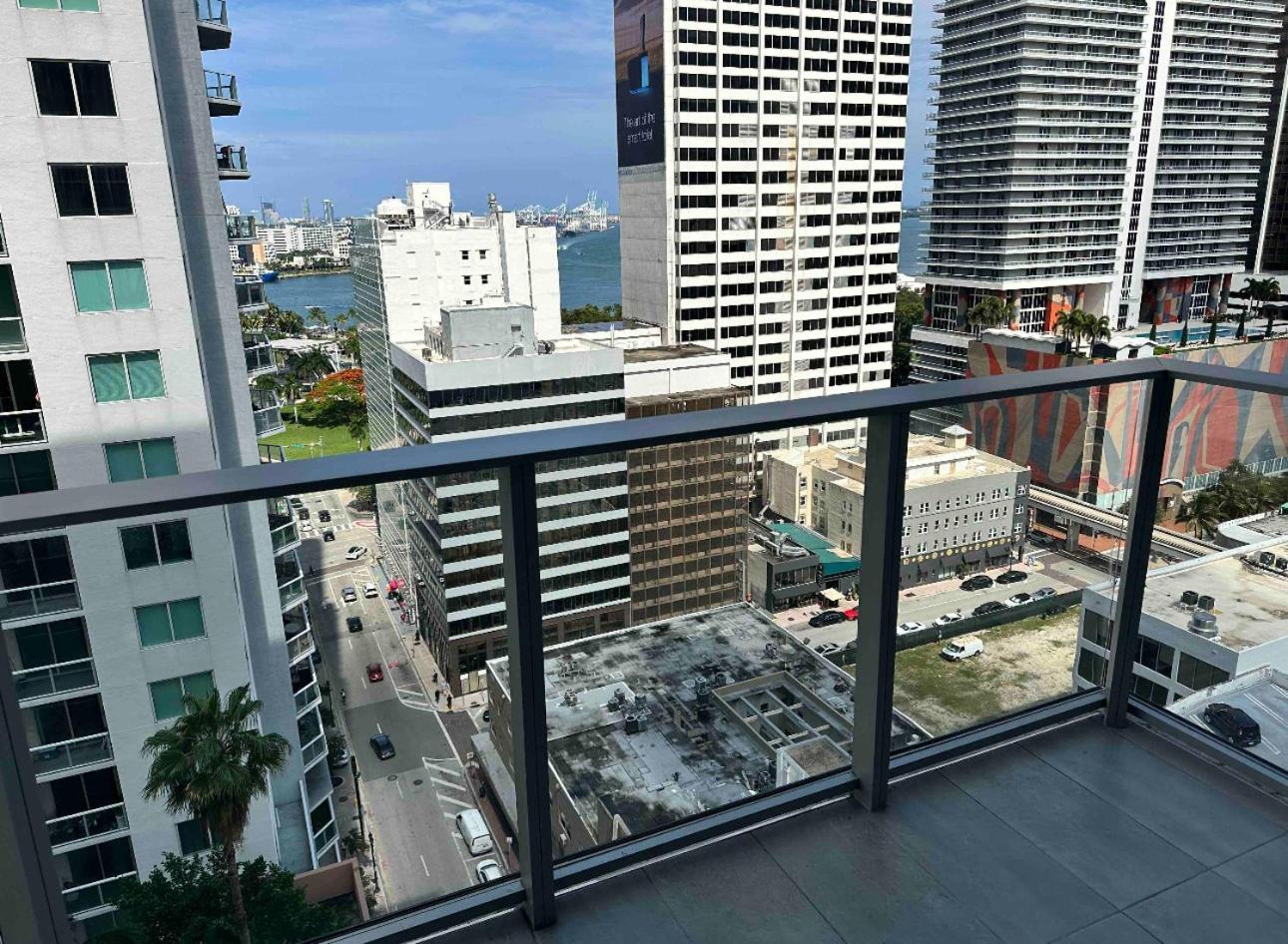 Miami Downtown Comfy Condo-Hotels in a luxury modern building photo 4