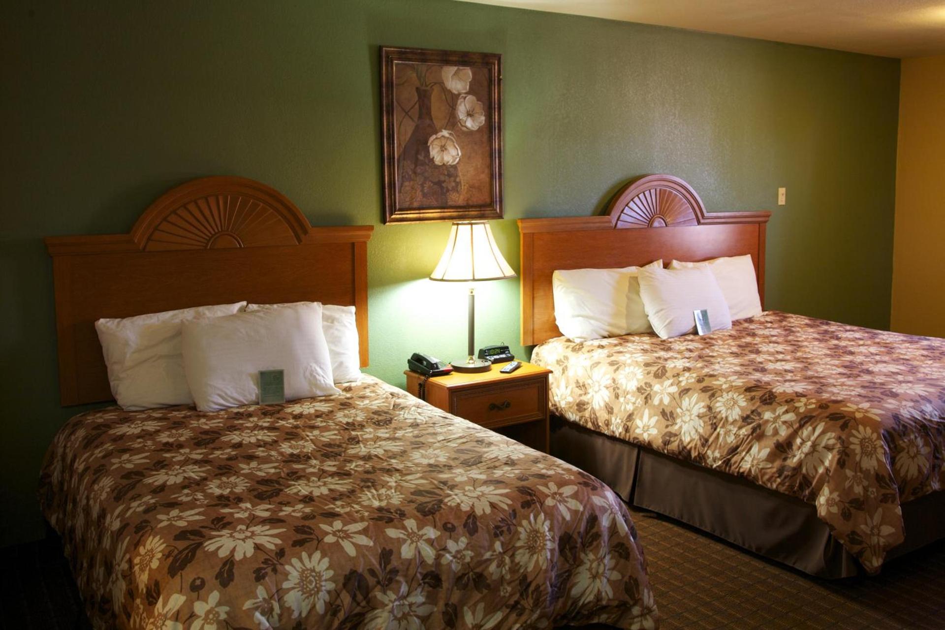 Coach Light Inn photo 10