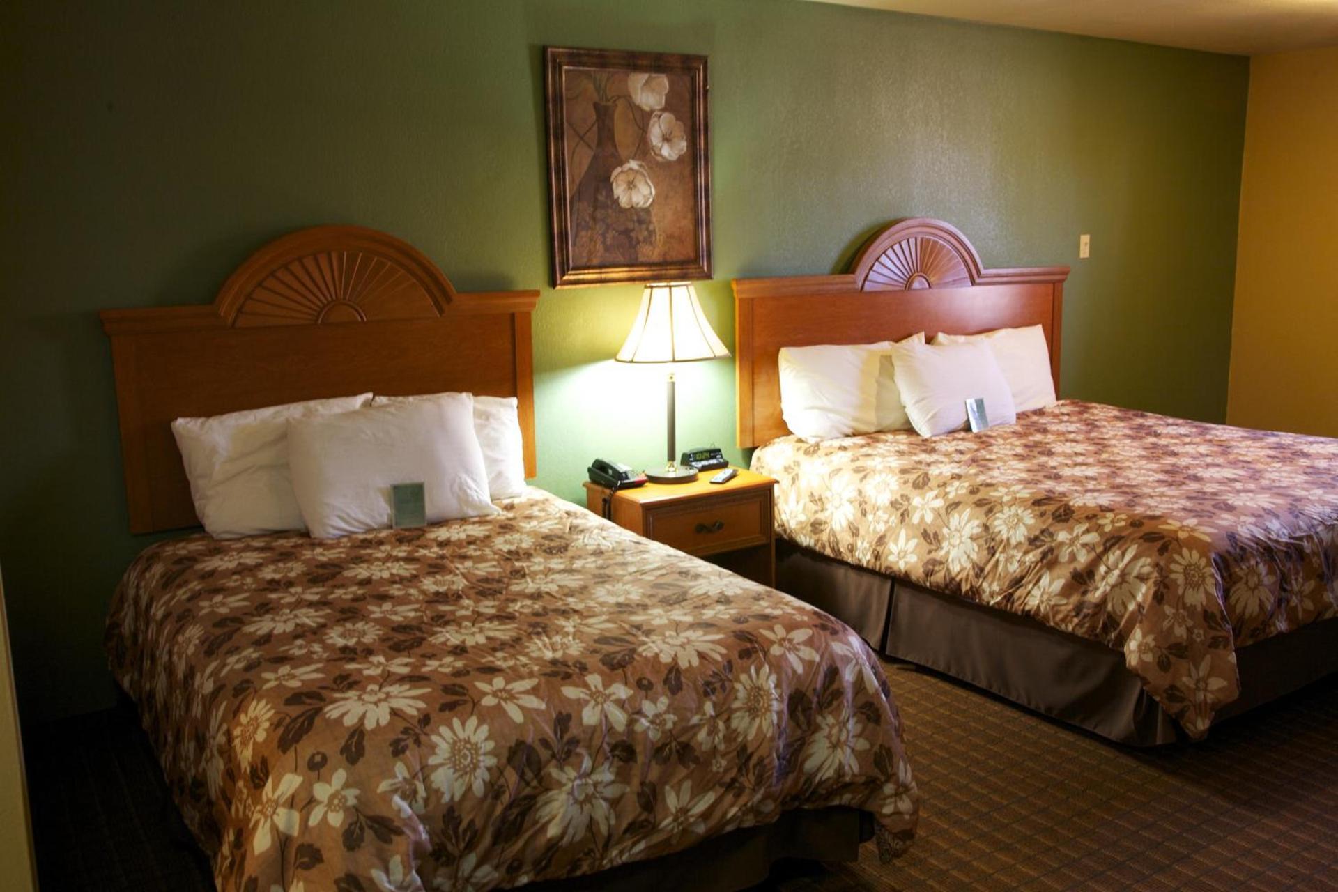Coach Light Inn photo 31