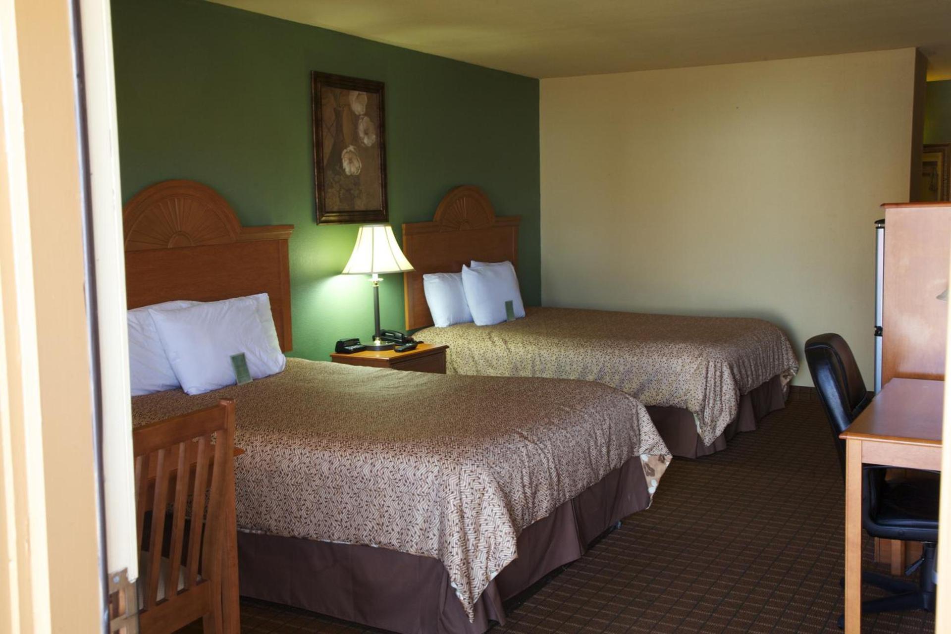Coach Light Inn photo 13