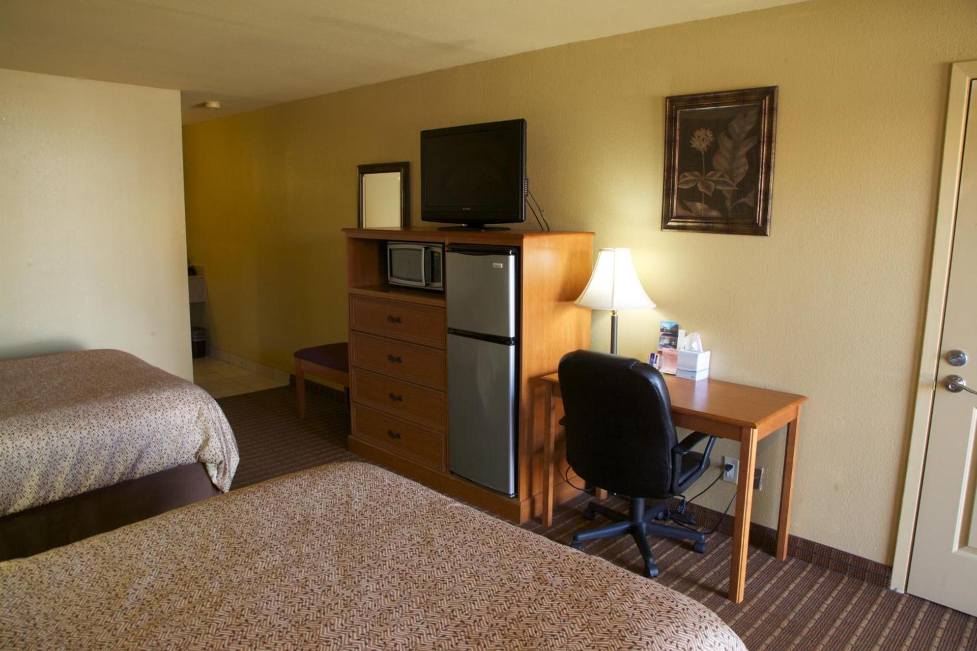 Coach Light Inn photo 16