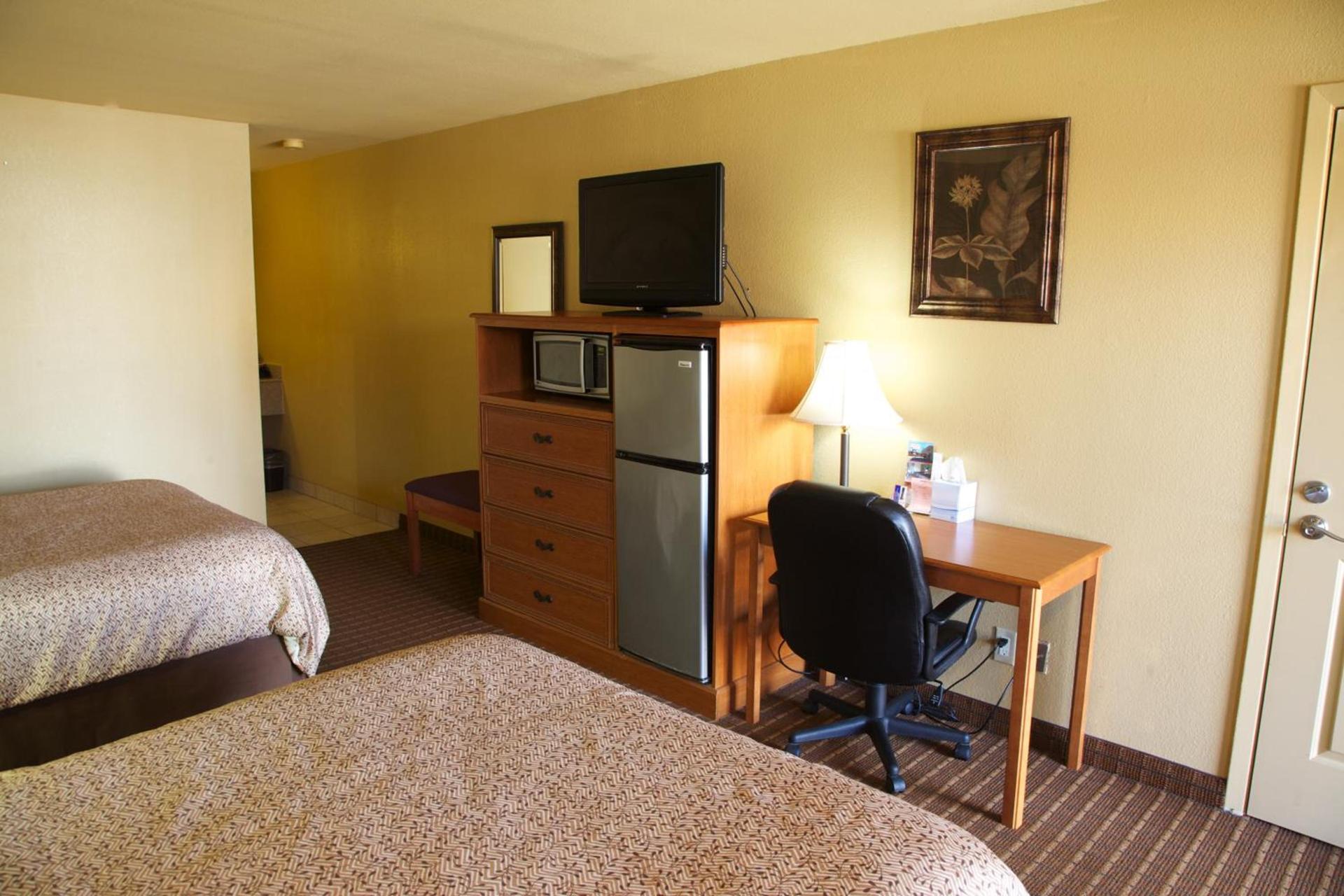 Coach Light Inn photo 17