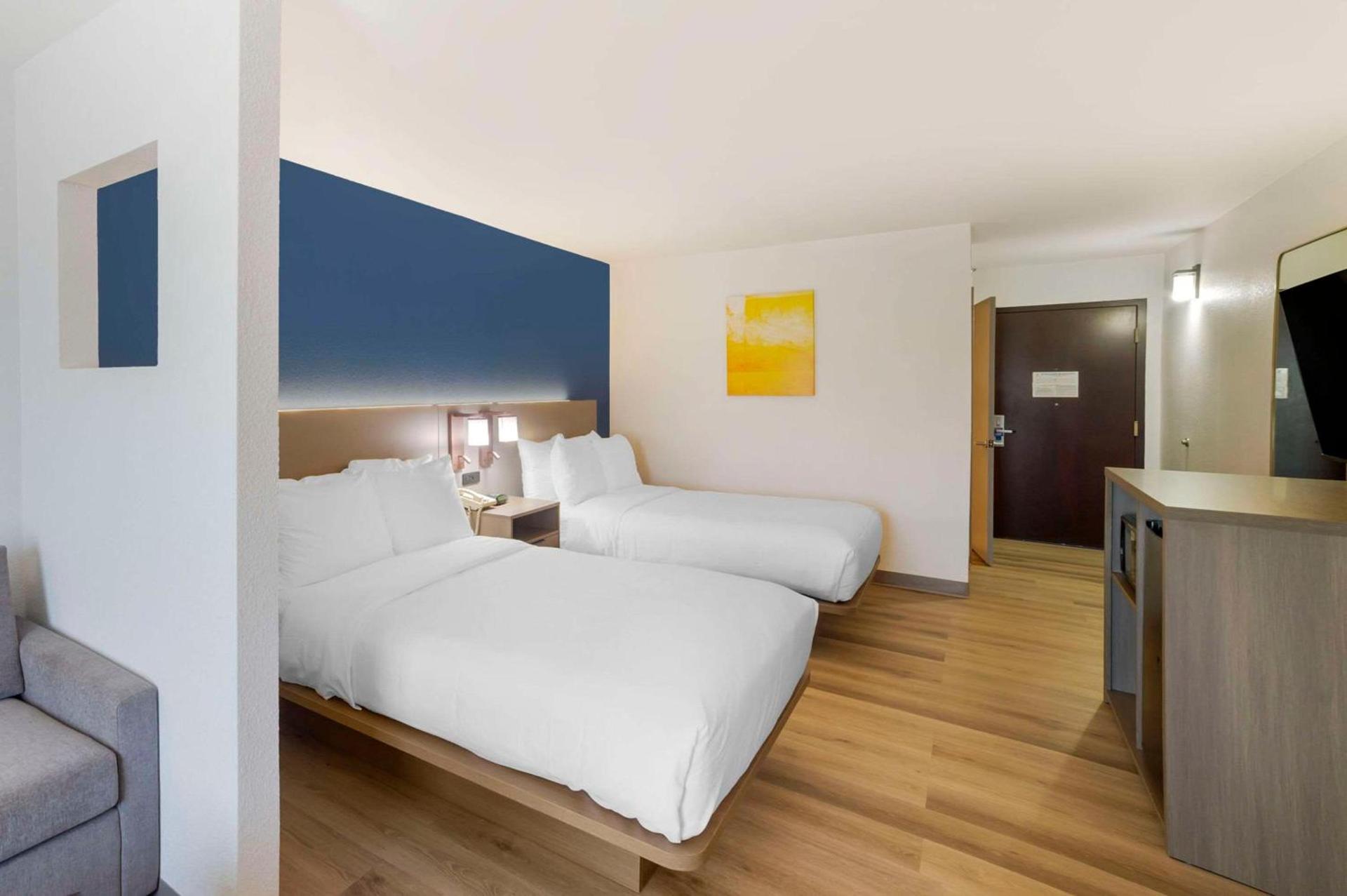Comfort Inn Asheville Airport photo 9