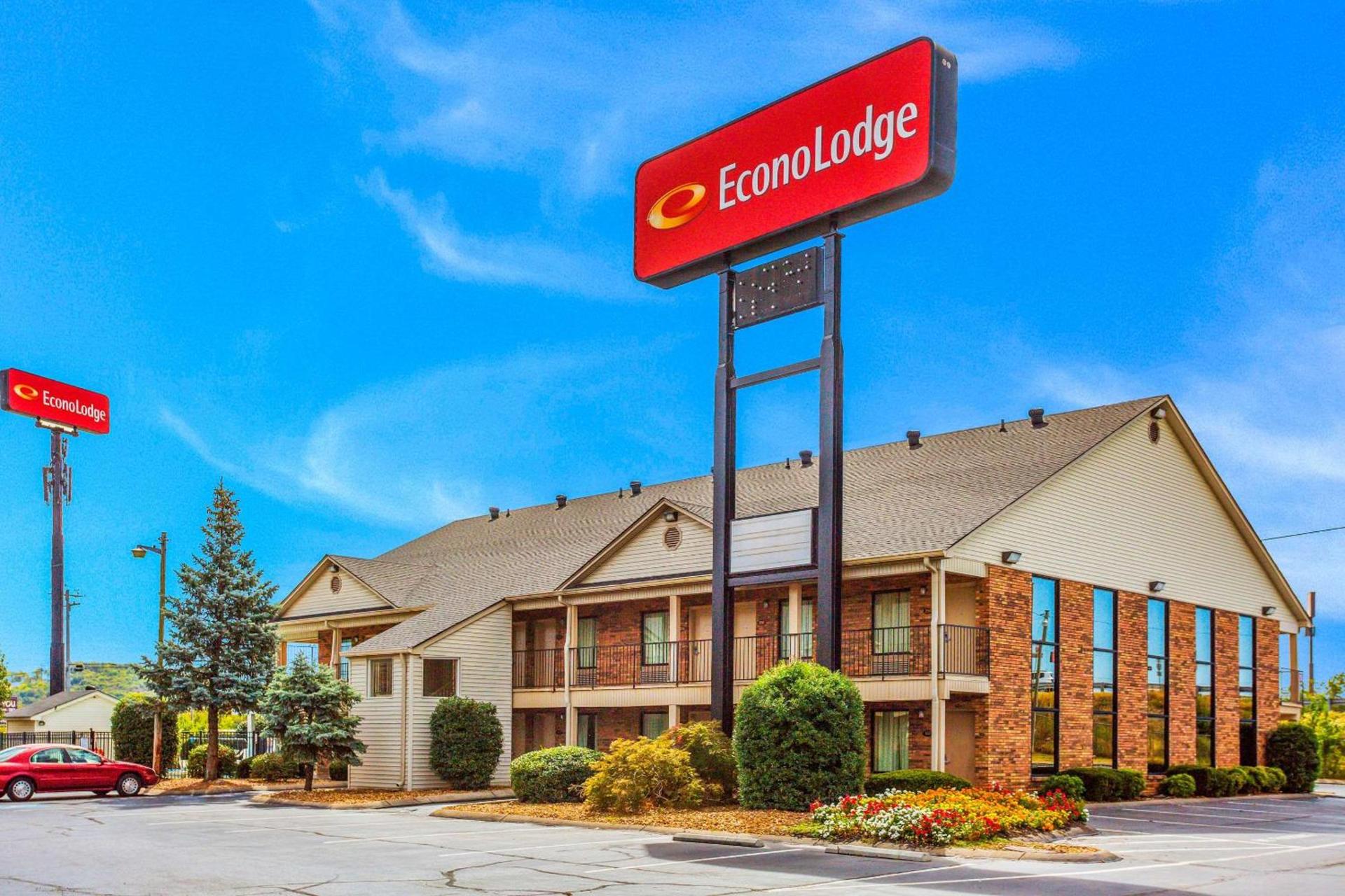 Econo Lodge Lebanon photo 3
