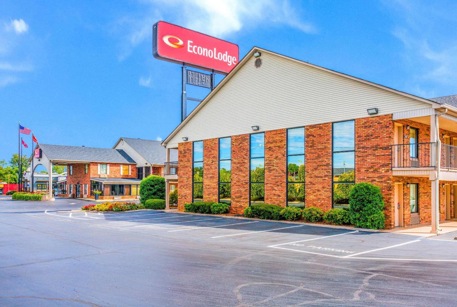 Econo Lodge Lebanon photo 2