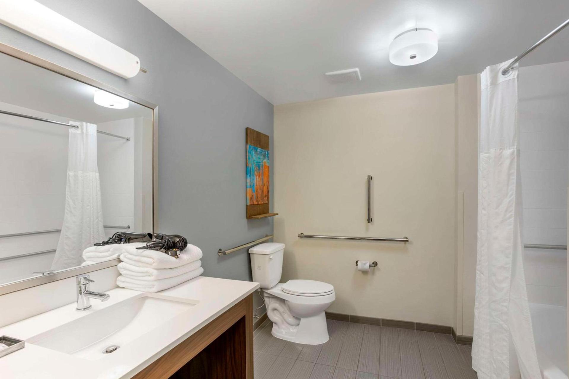 MainStay Suites North - Central York photo 13