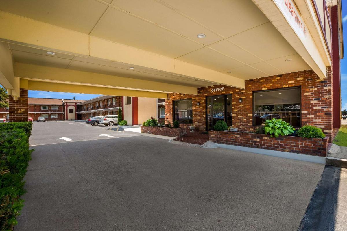 Suburban Studios Millville photo 4