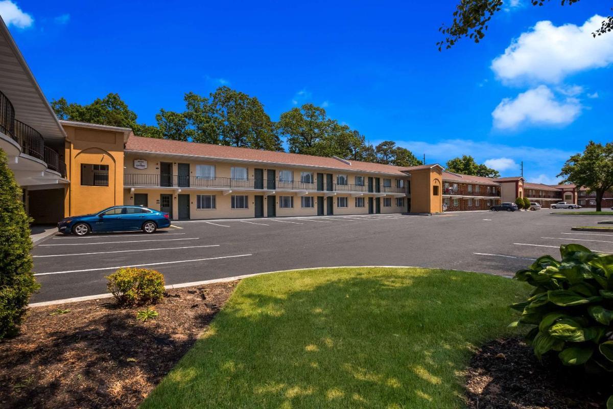 Suburban Studios Millville photo 5