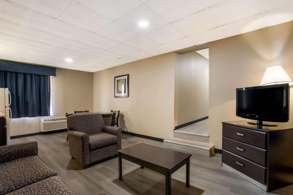 Suburban Studios Millville photo 13
