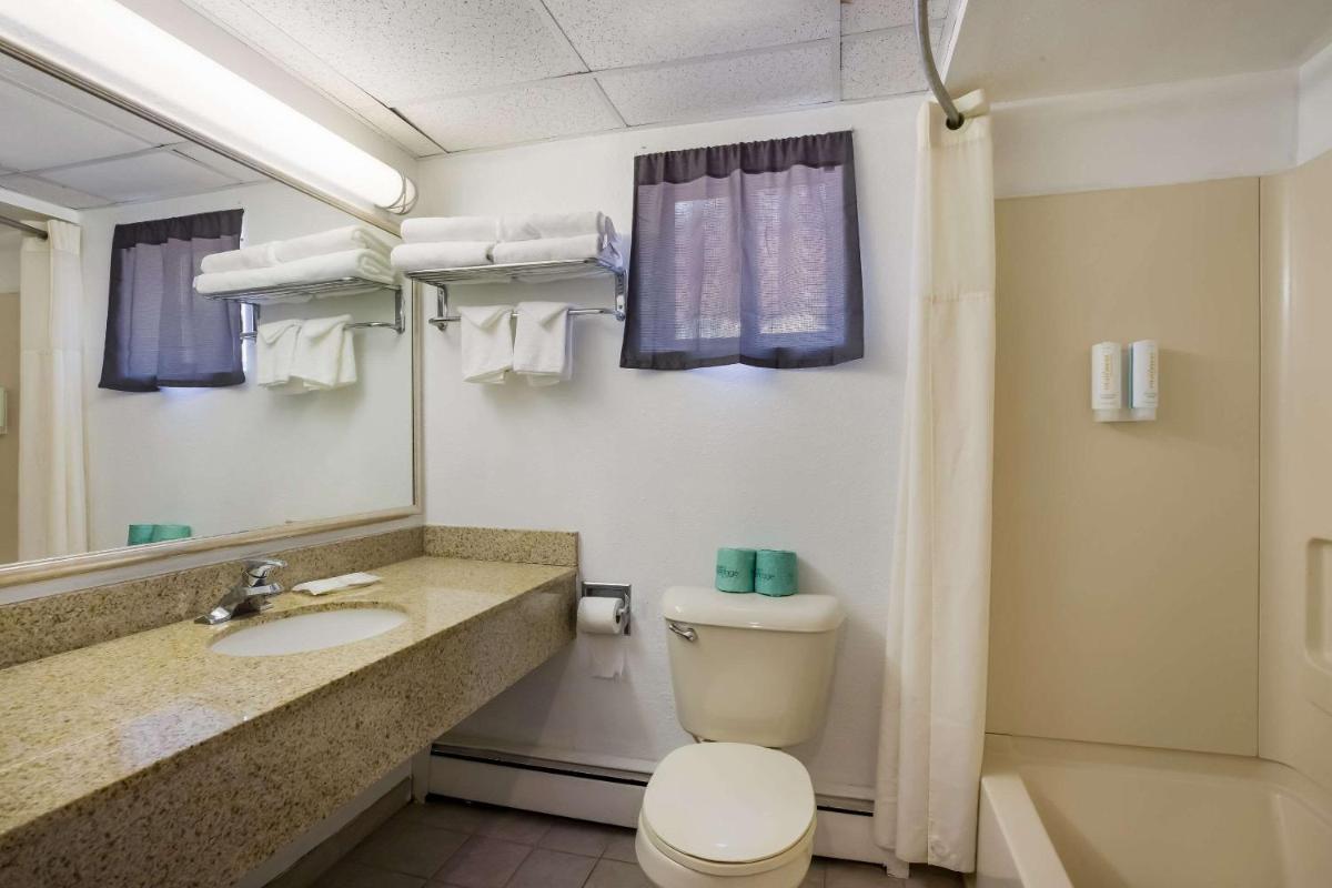 Suburban Studios Millville photo 14