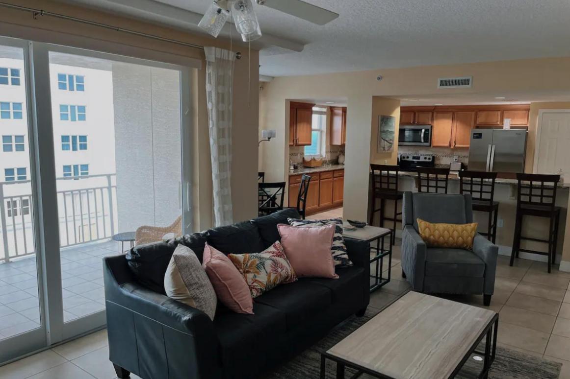 Opus Condominiums photo 3