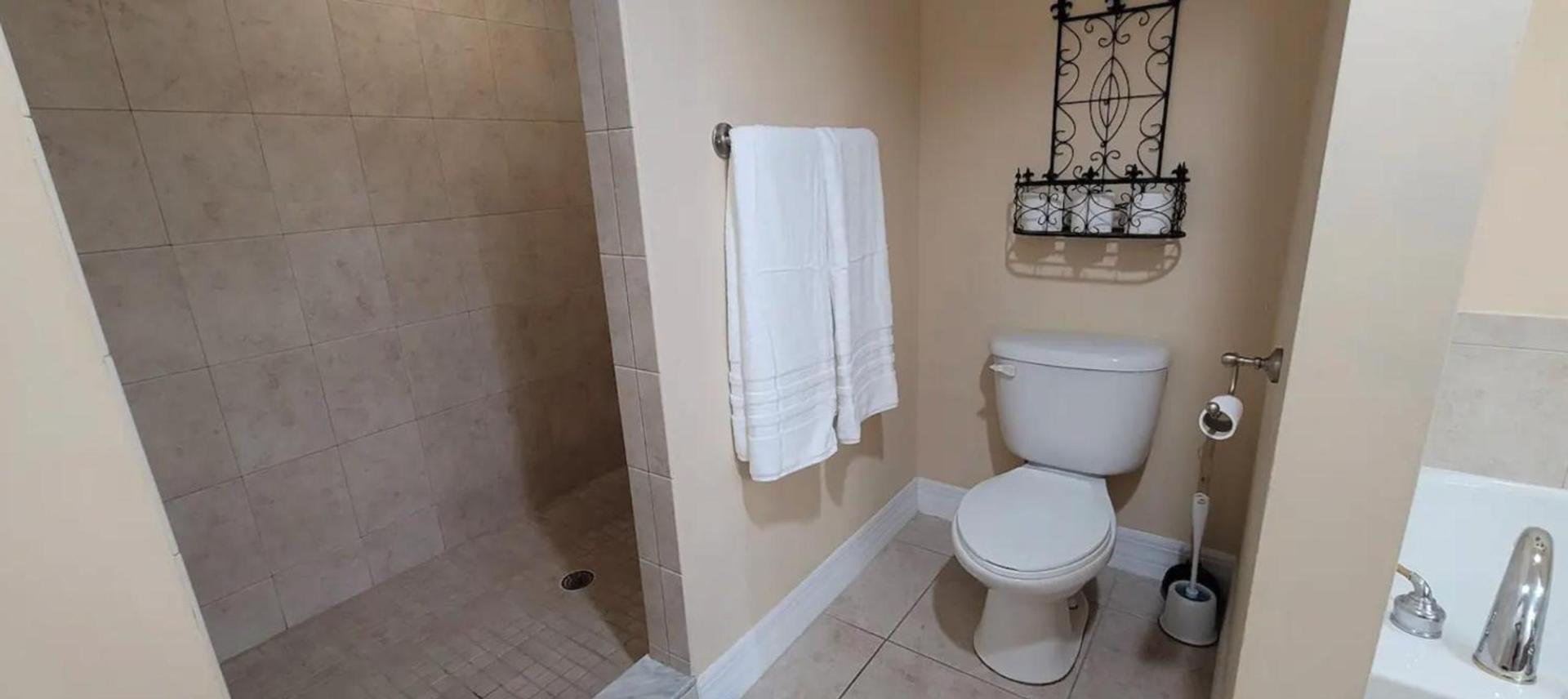 Opus Condominiums photo 4