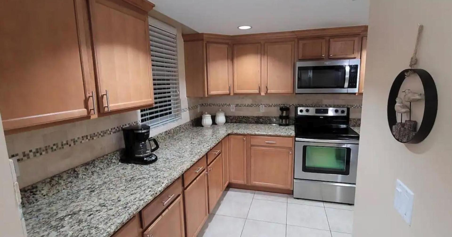 Opus Condominiums photo 10