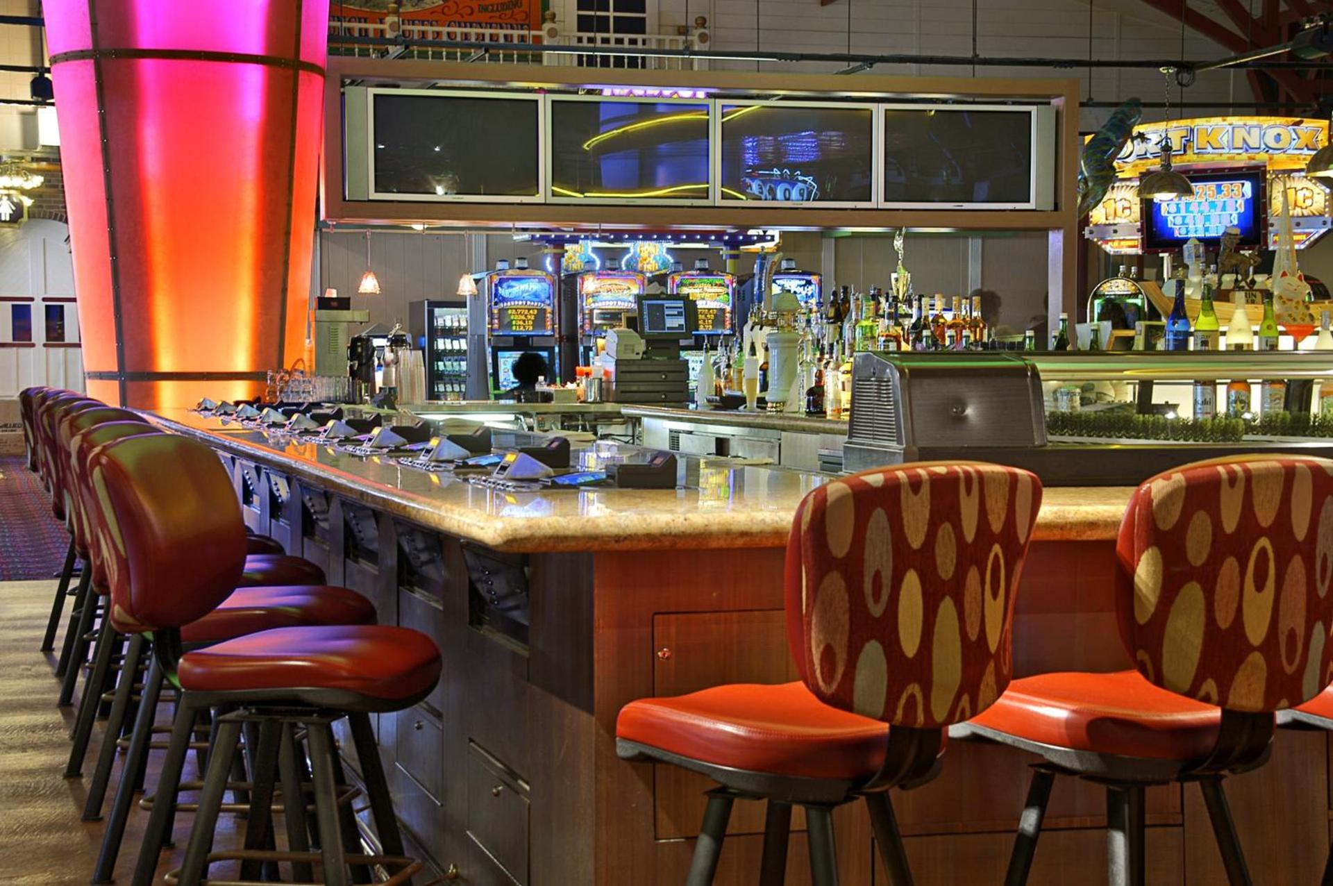 Tropicana Laughlin Hotel & Casino - A Caesars Rewards Destination photo 8