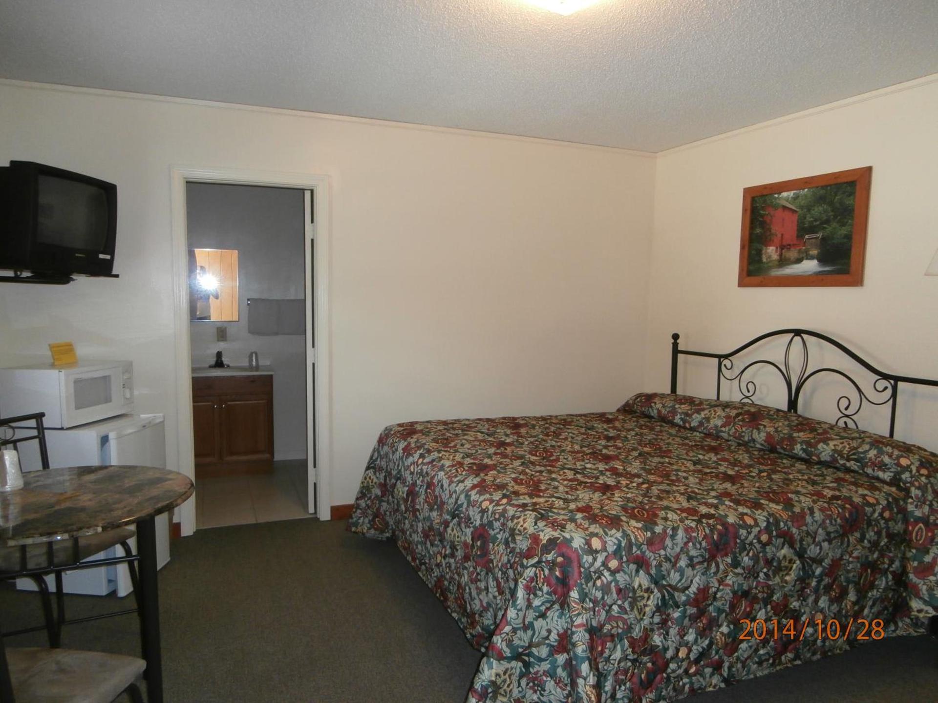 Riverbend Lodging photo 21