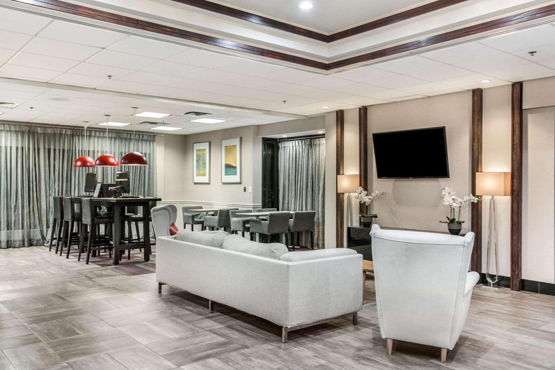 Clarion Hotel BWI Airport Arundel Mills photo 4