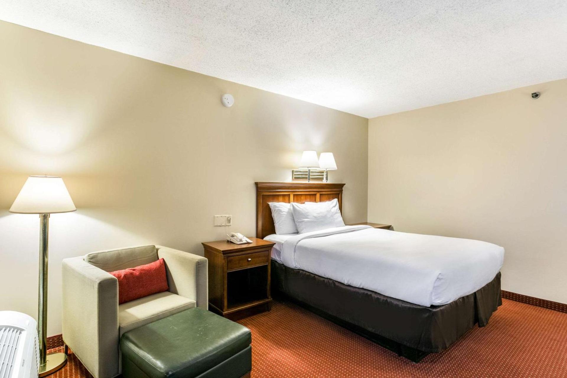 Clarion Hotel BWI Airport Arundel Mills photo 14