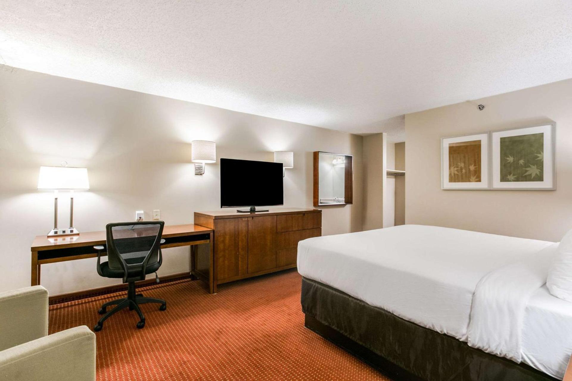 Clarion Hotel BWI Airport Arundel Mills photo 17