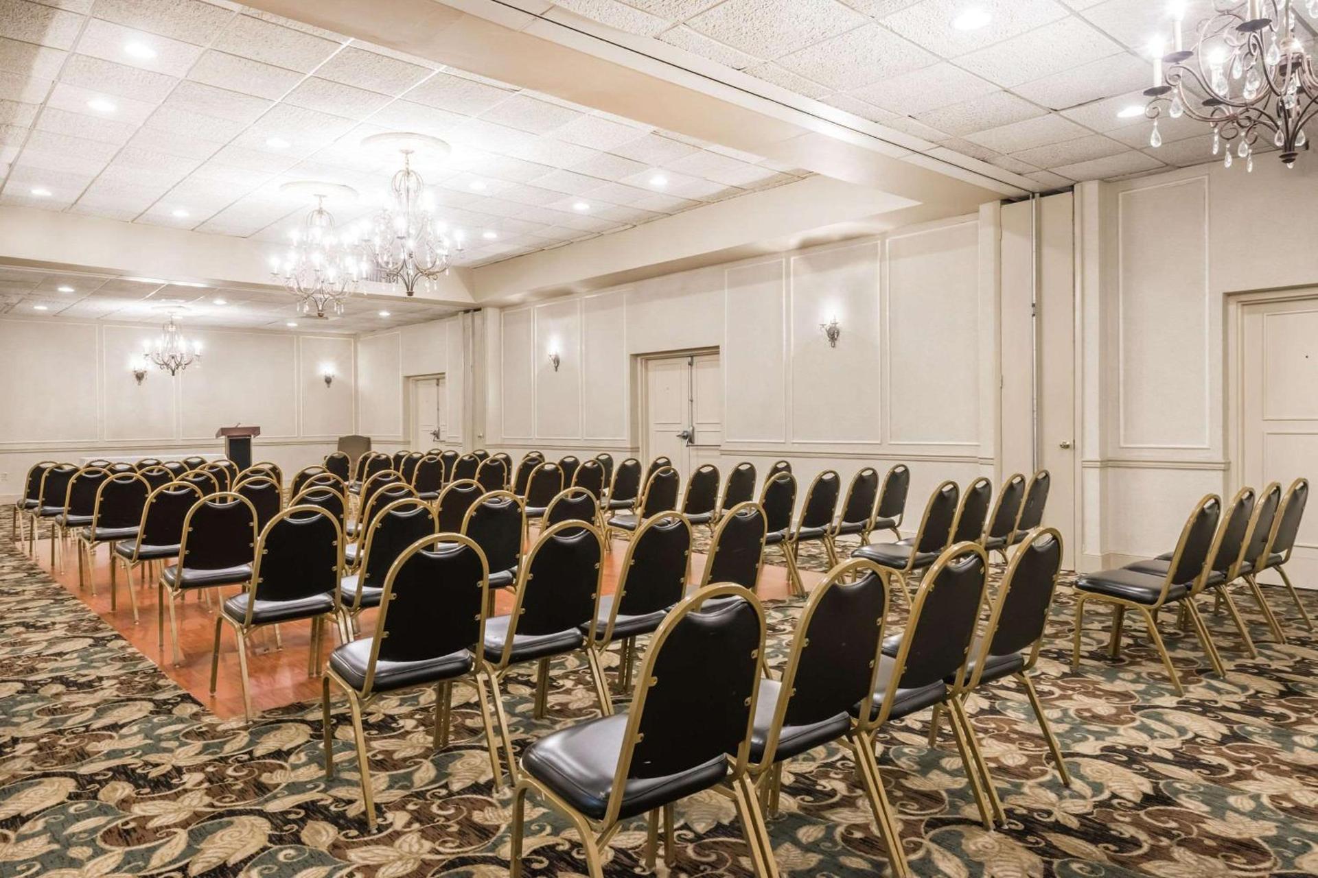 Clarion Hotel BWI Airport Arundel Mills photo 20