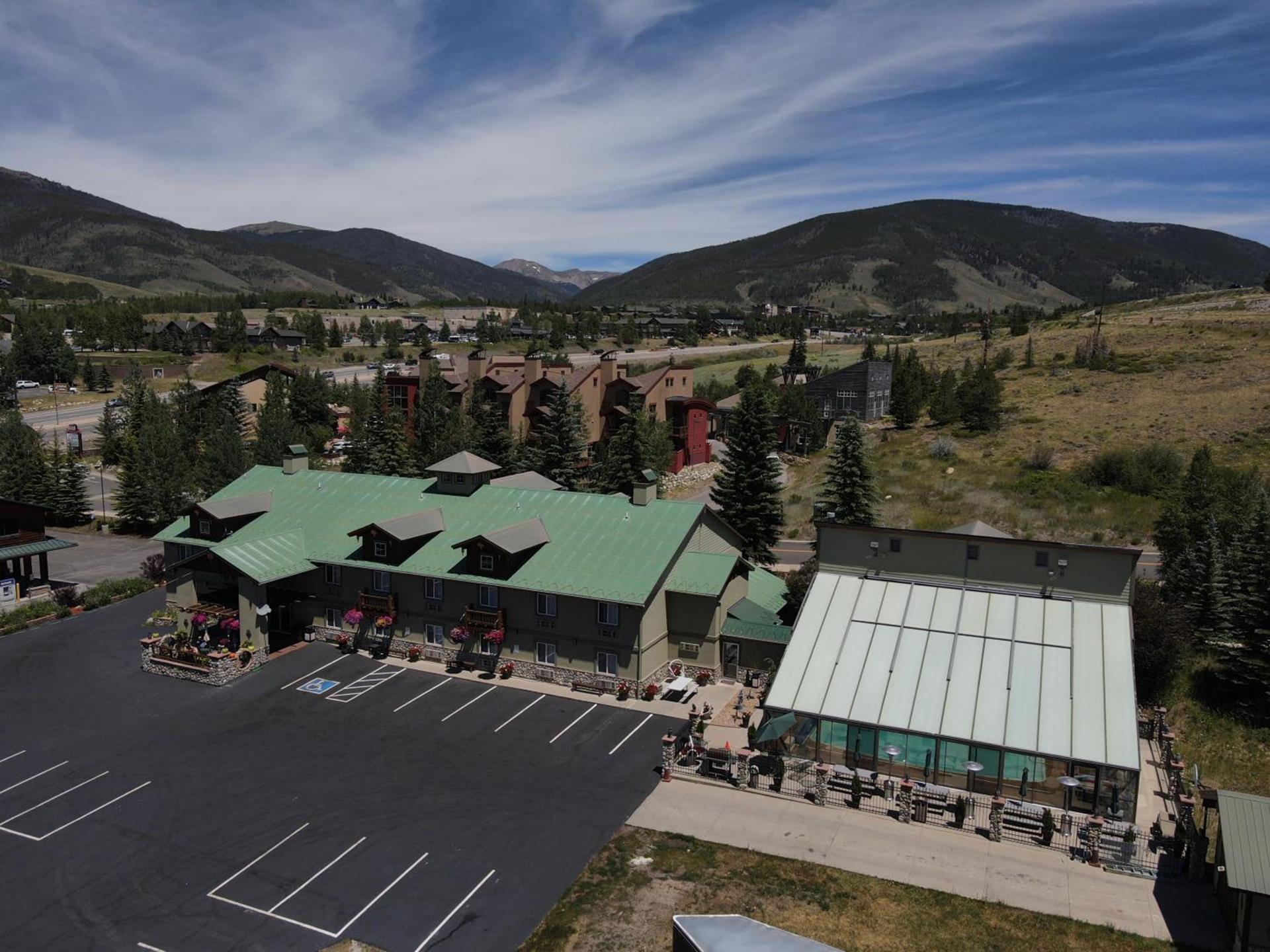 Dillon Inn photo 21