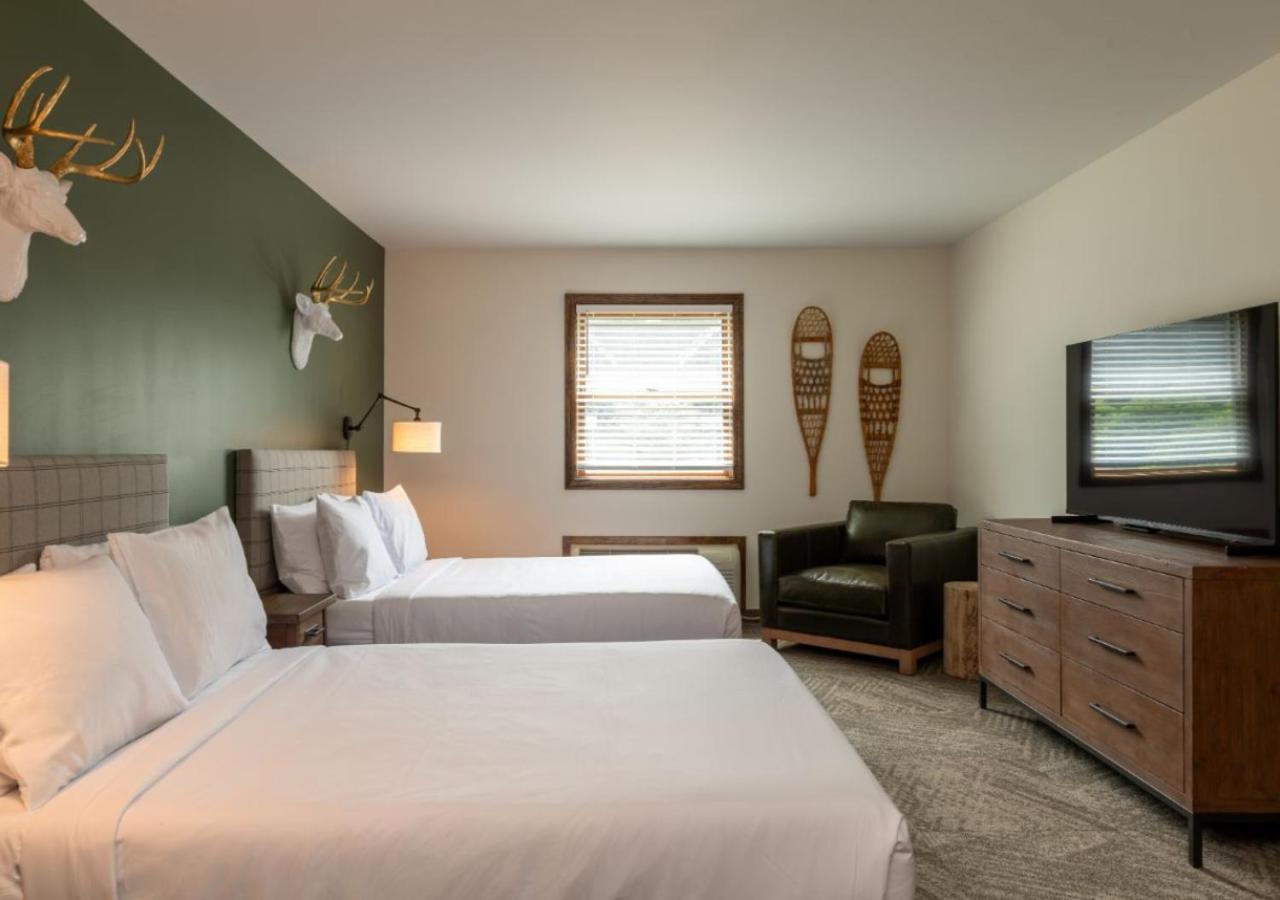 Lodge at Schroon Lake photo 22