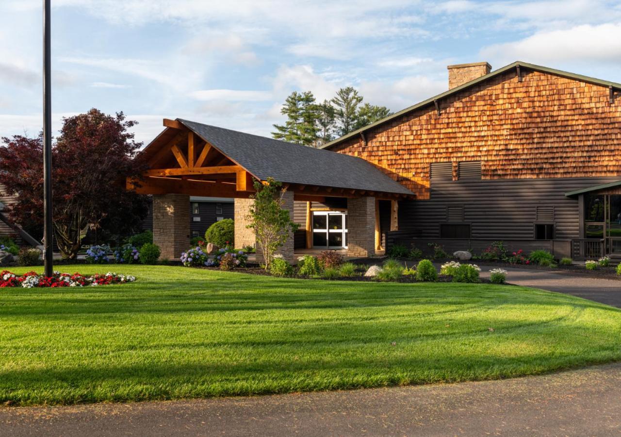 Lodge at Schroon Lake photo 40