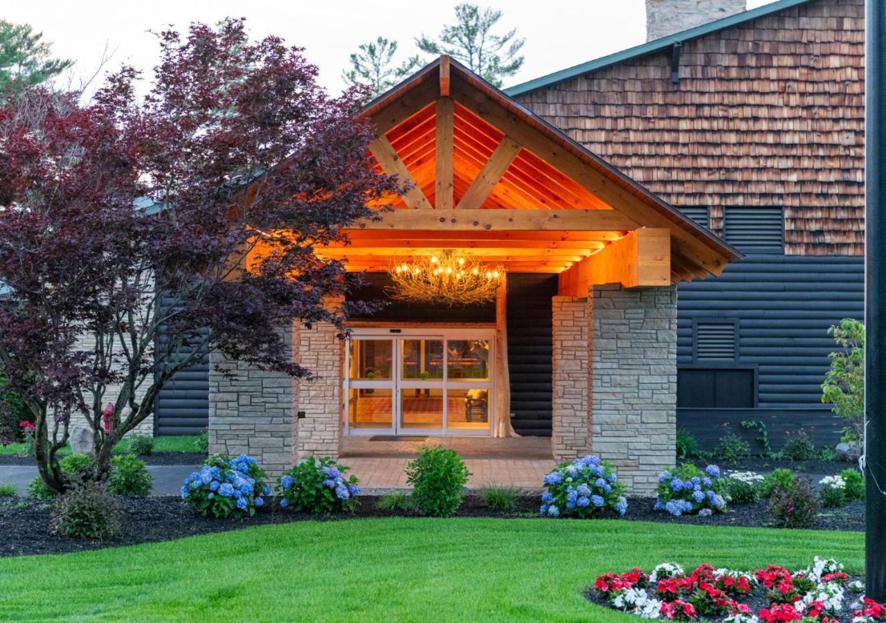 Lodge at Schroon Lake photo 43