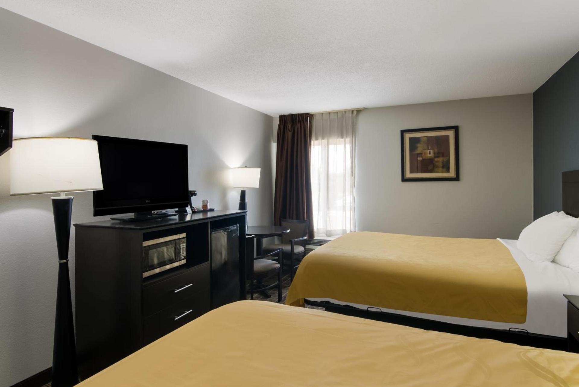 Quality Inn Aurora - Naperville Area photo 34