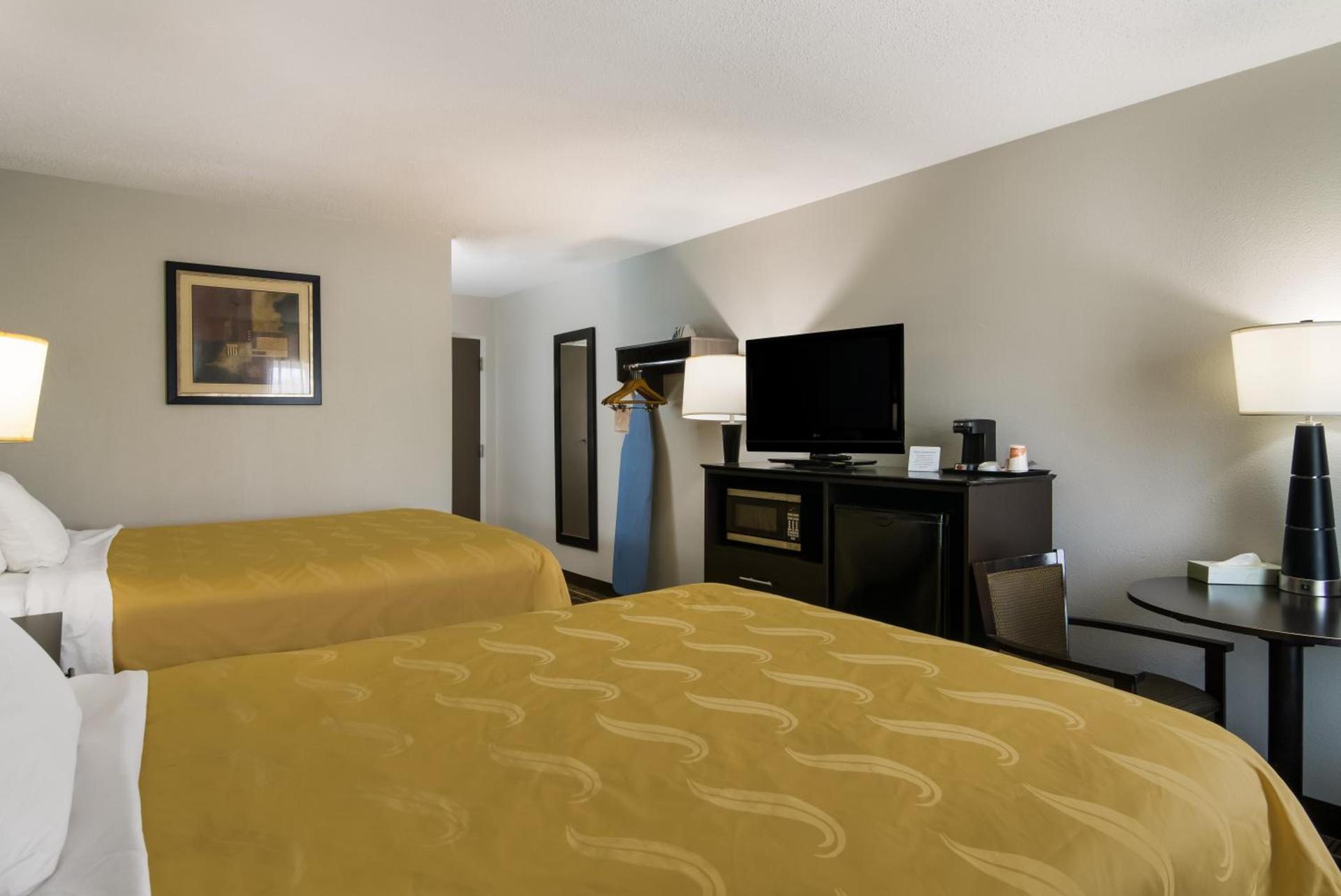 Quality Inn Aurora - Naperville Area photo 45