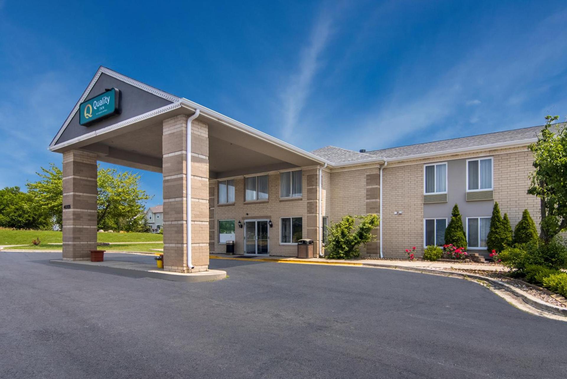 Quality Inn Aurora - Naperville Area photo 33