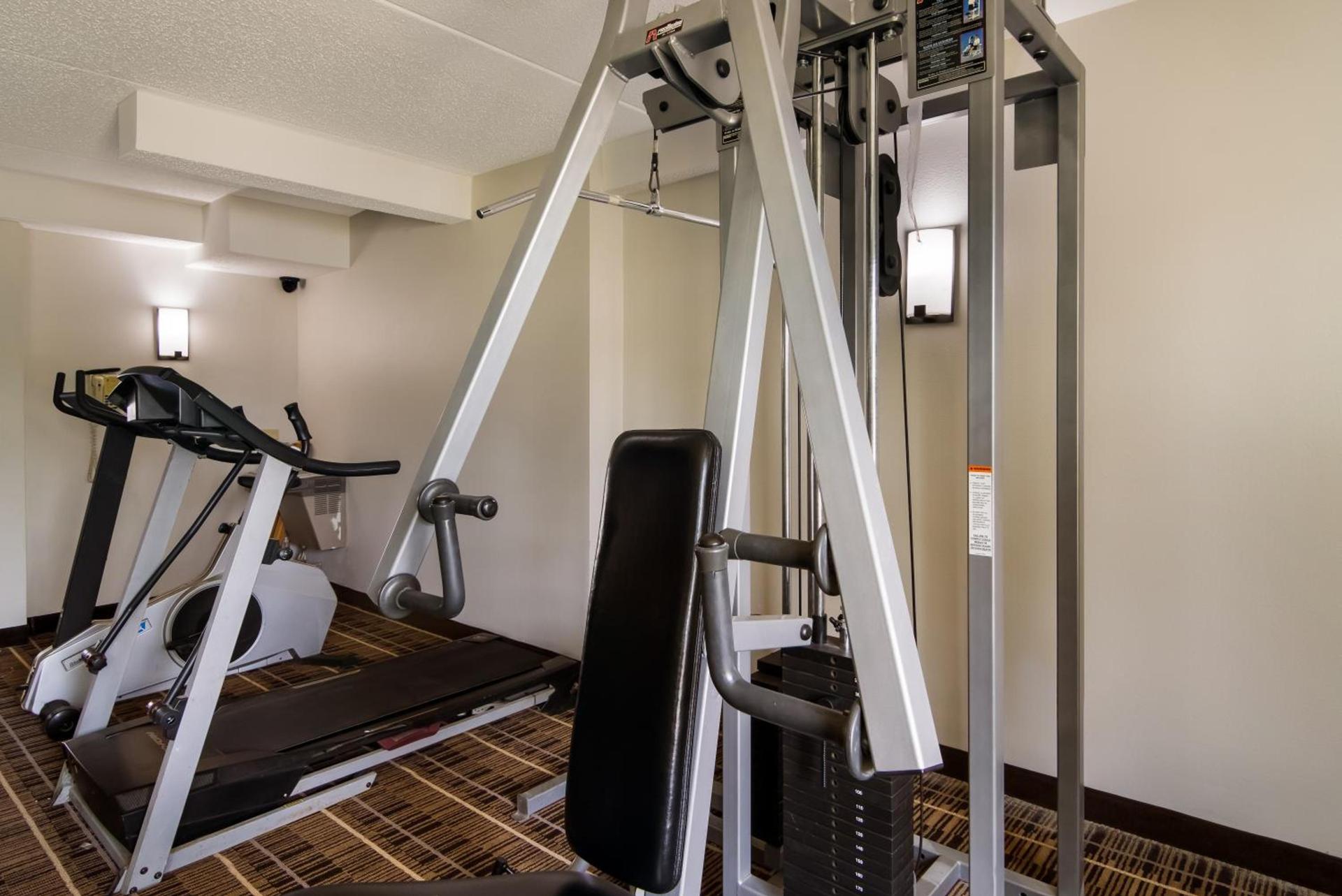 Quality Inn Aurora - Naperville Area photo 55