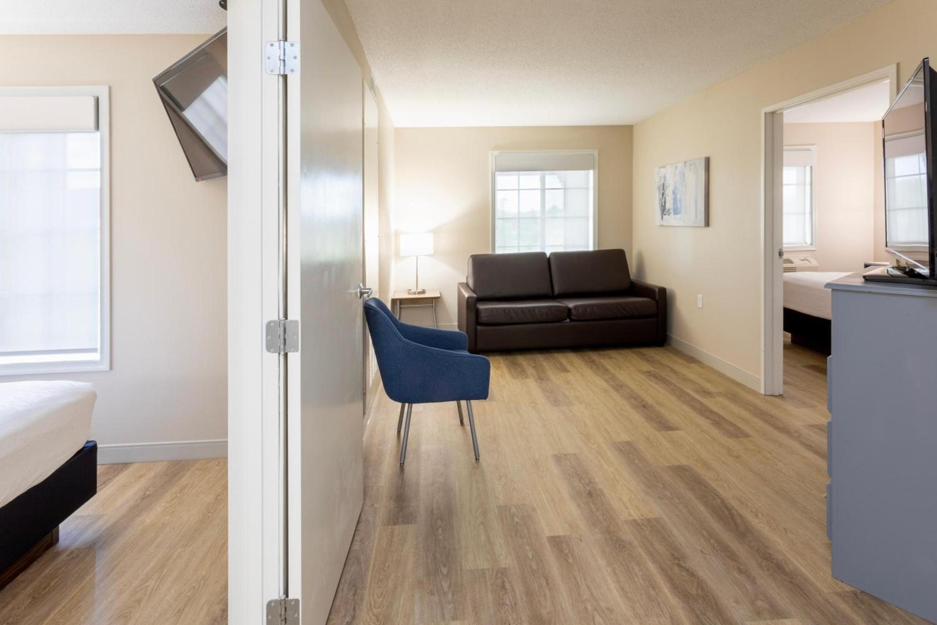 Grandstay Apple Valley photo 9