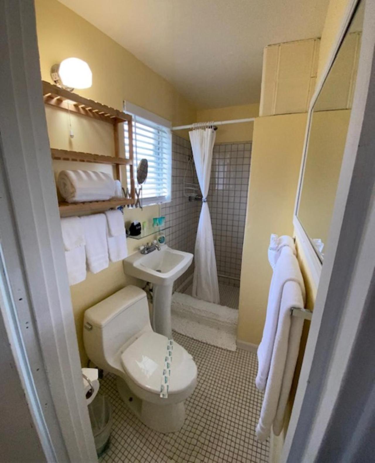 Cherokee Lodge photo 14