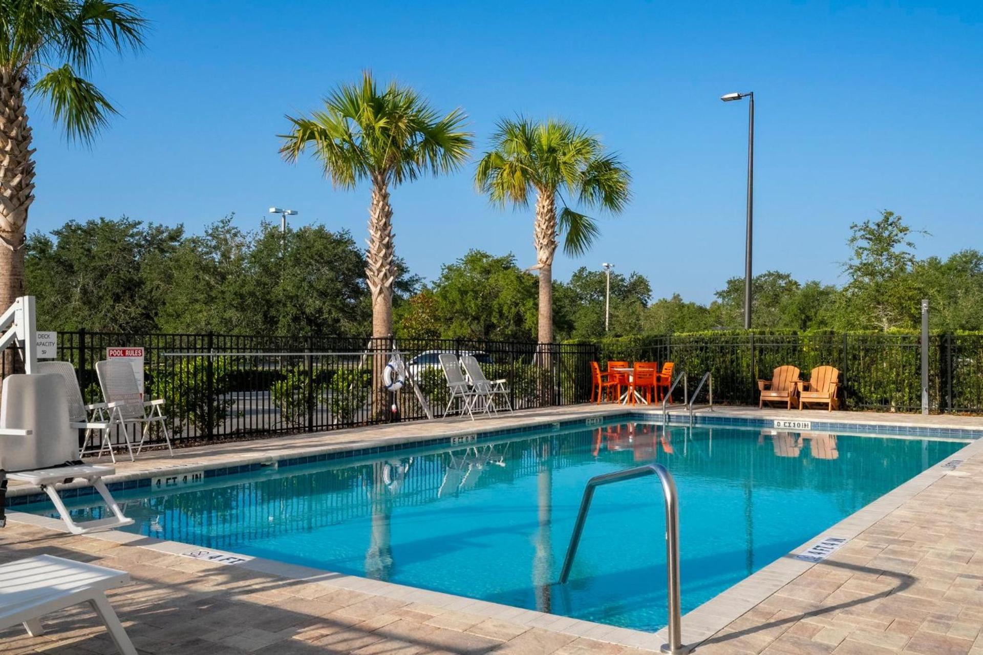 SPOT X Hotel Orlando Intl Dr by The Red Collection photo 81