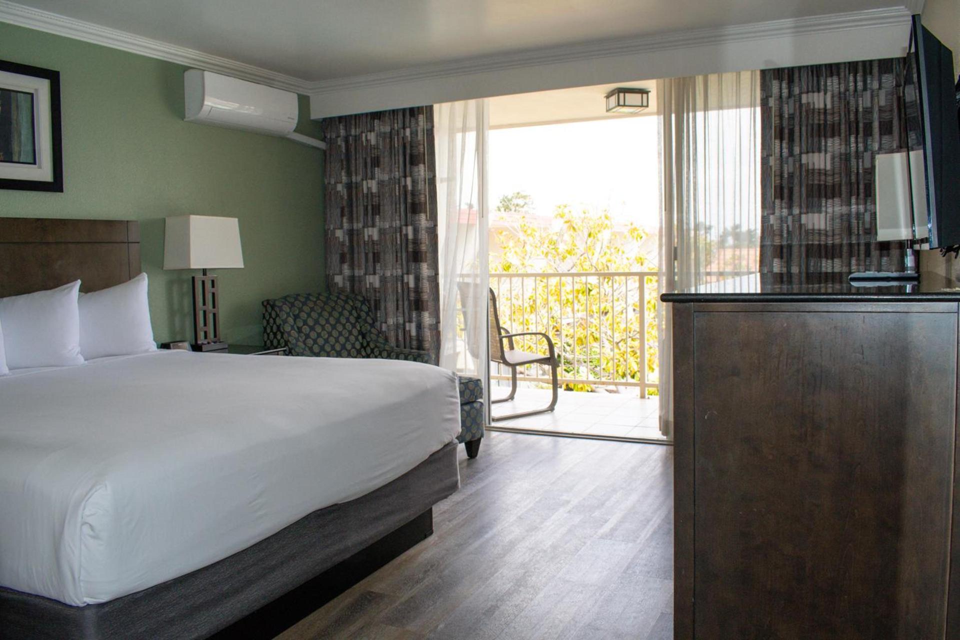 Travelodge by Wyndham Monterey Bay photo 62