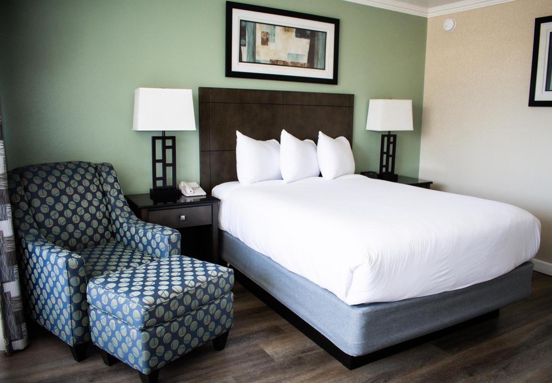 Travelodge by Wyndham Monterey Bay photo 43