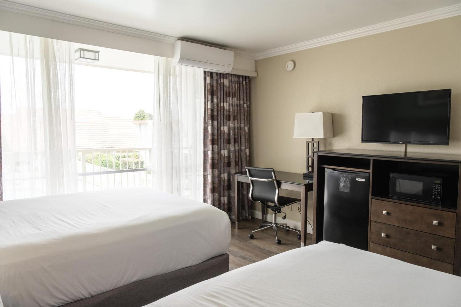 Travelodge by Wyndham Monterey Bay photo 64