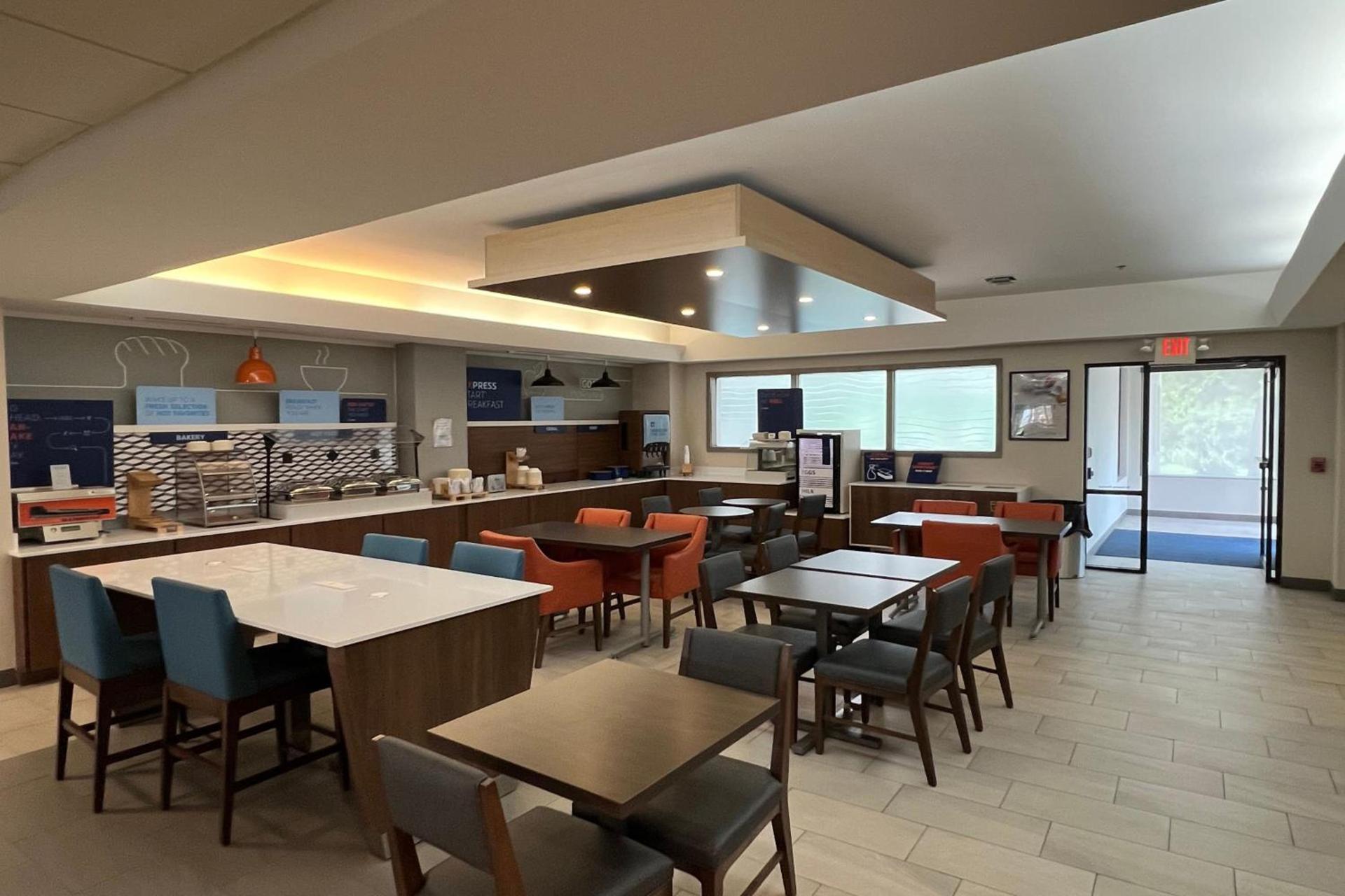 Holiday Inn Express Harrisburg I-81 - Hershey By IHG photo 5