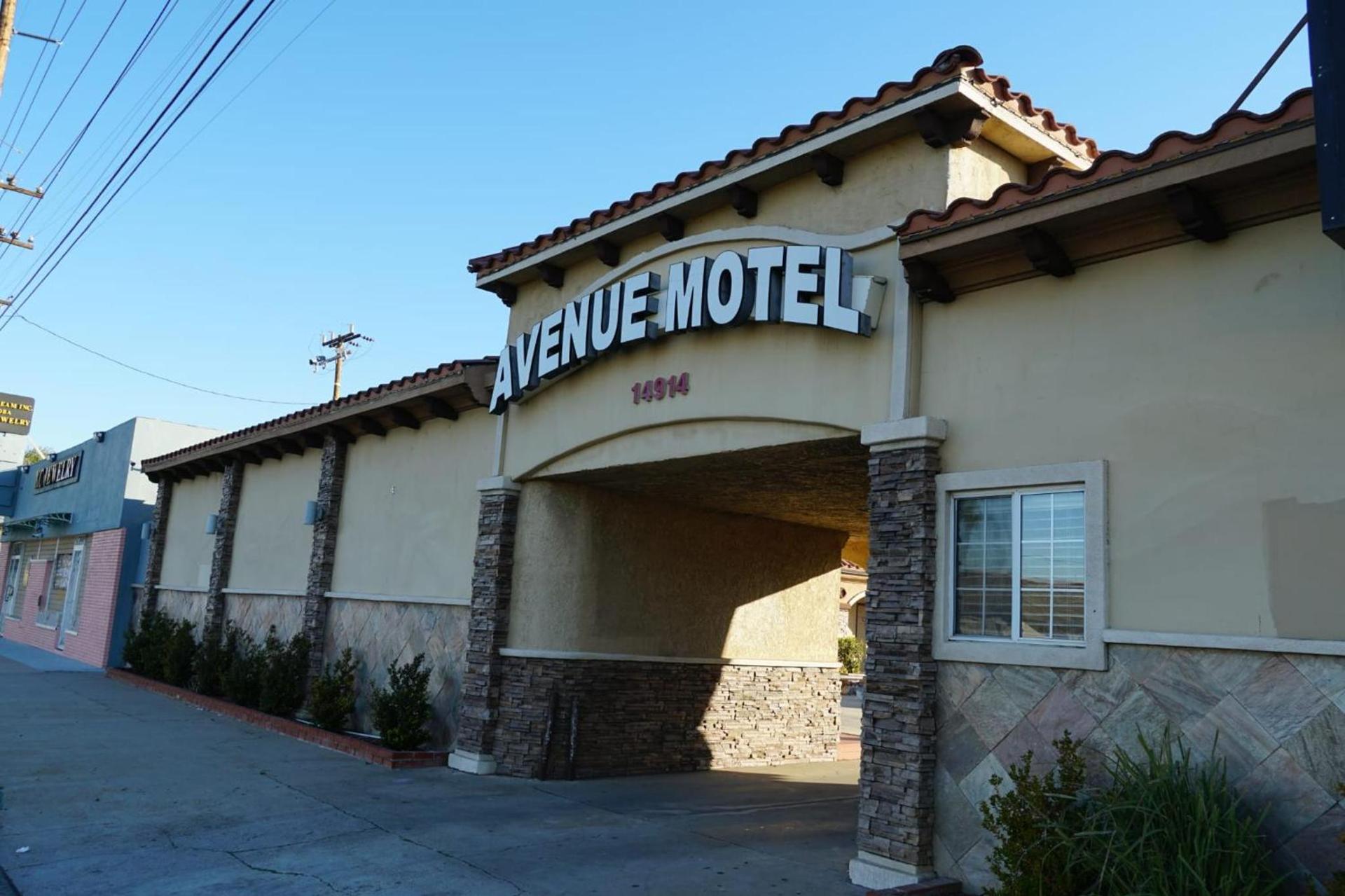 Avenue Motel photo 1