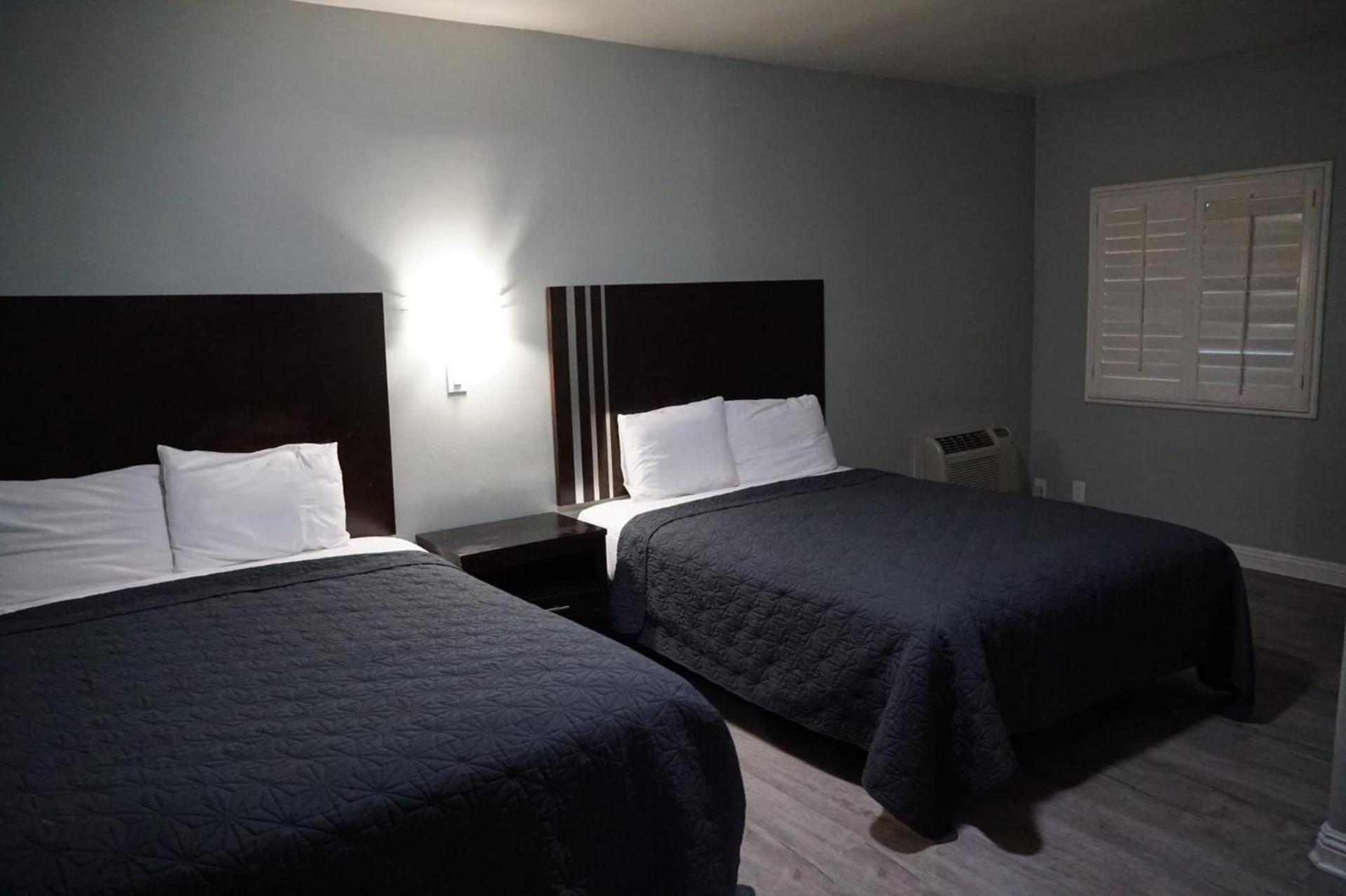 Avenue Motel photo 6