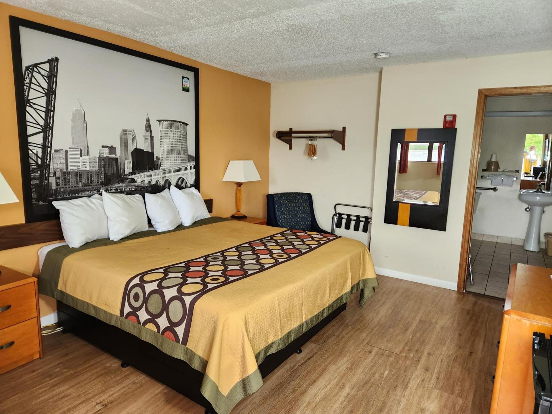 WestSpring Inn - Westlake Cleveland photo 22