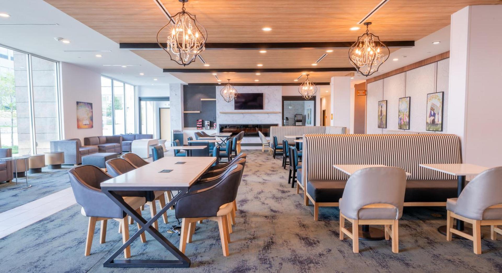 La Quinta Inn & Suites by Wyndham Austin Parmer Tech Ridge photo 39