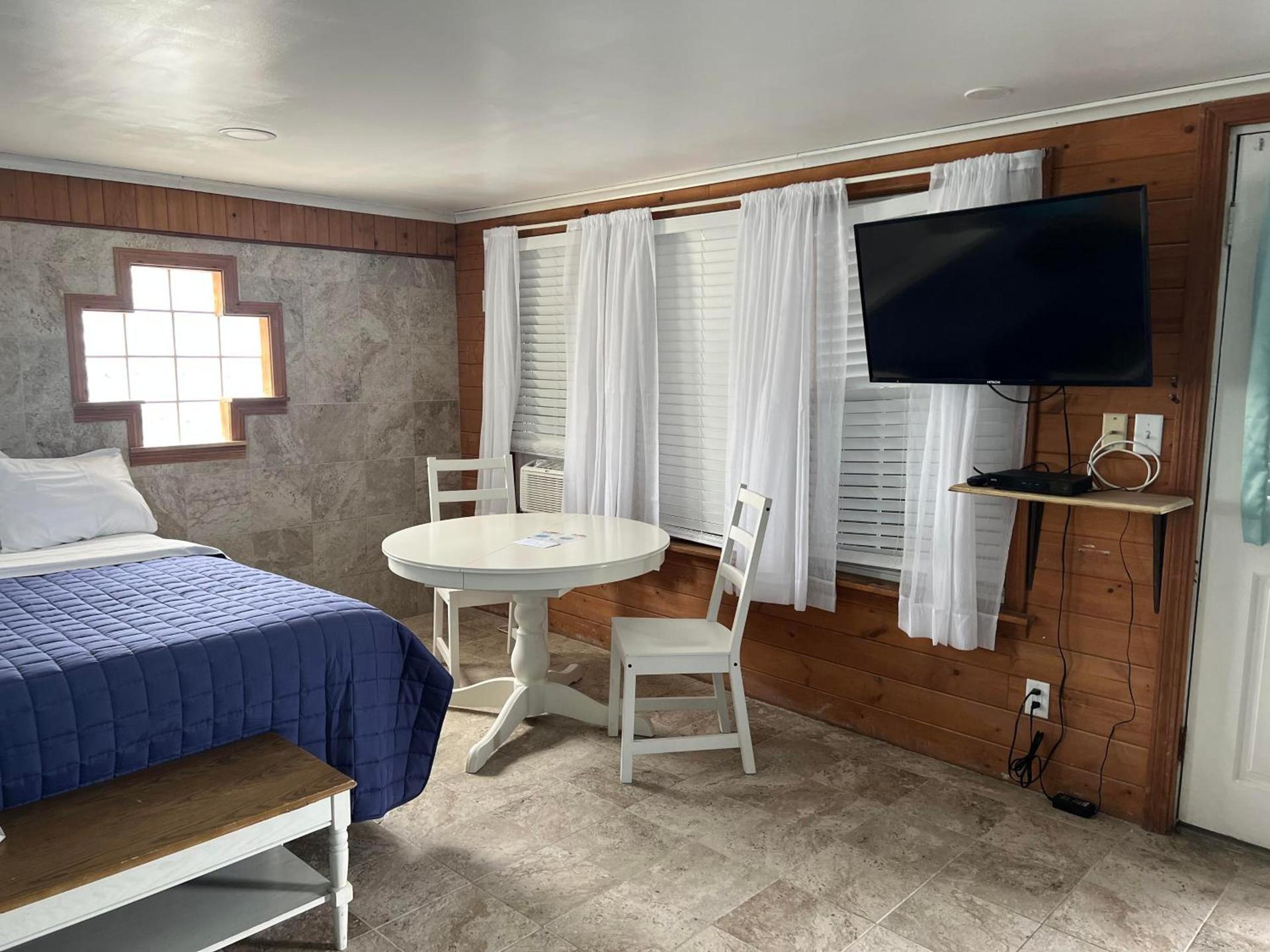 Nautical Motel photo 10