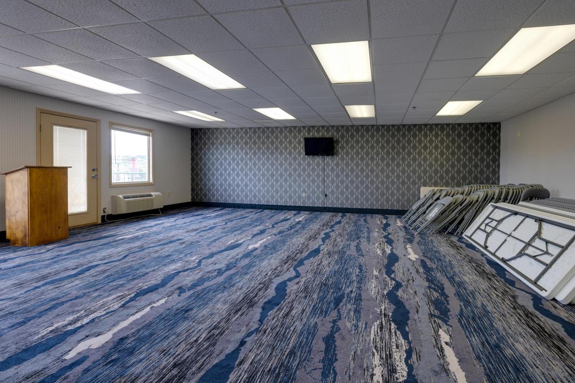 Park Grove Inn photo 63