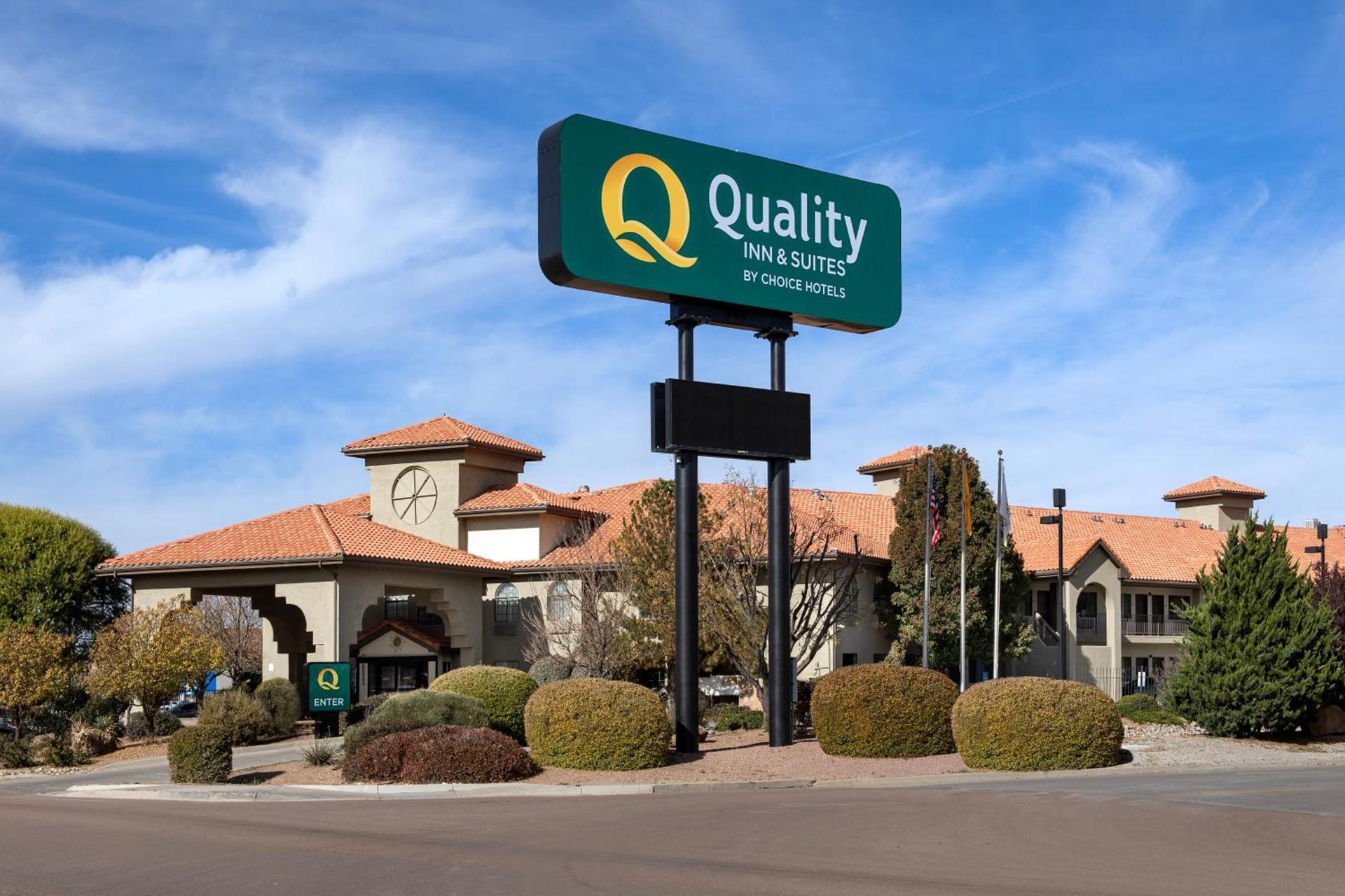 Quality Inn & Suites Gallup I-40 Exit 20 photo 54